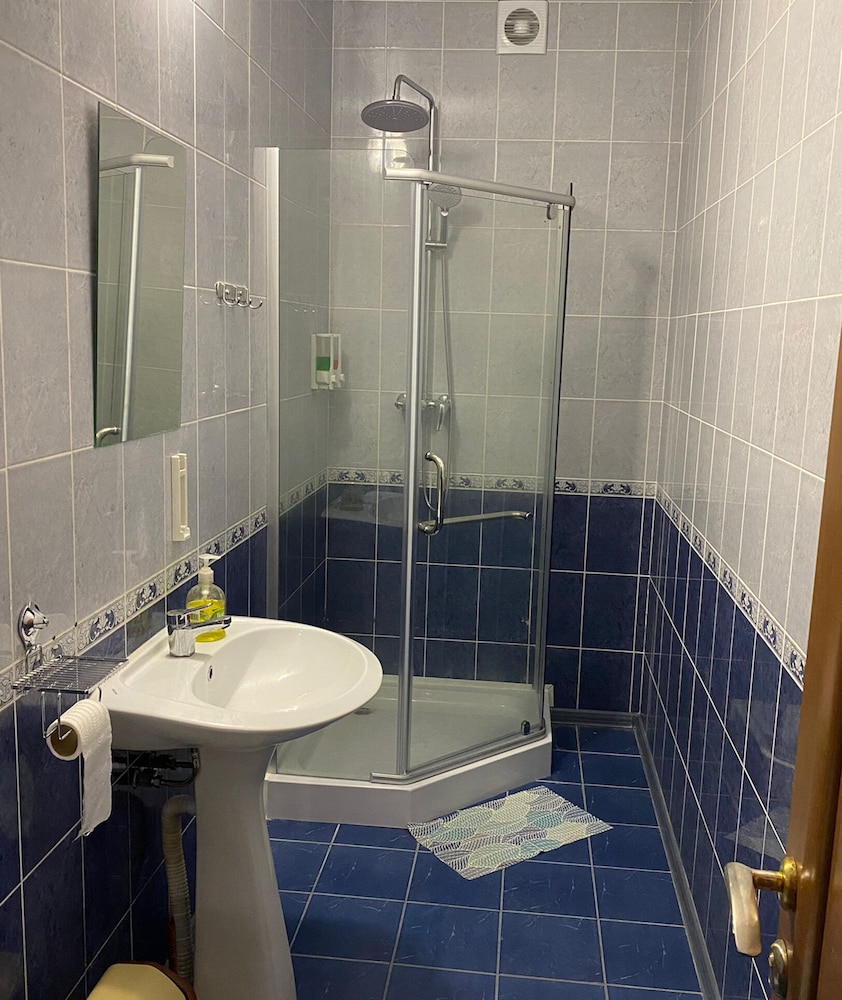 Standard Triple Room photo 3