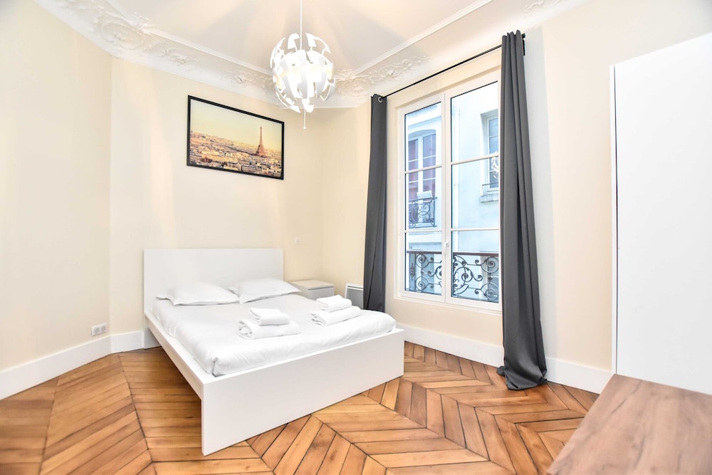 Apartment photo 3