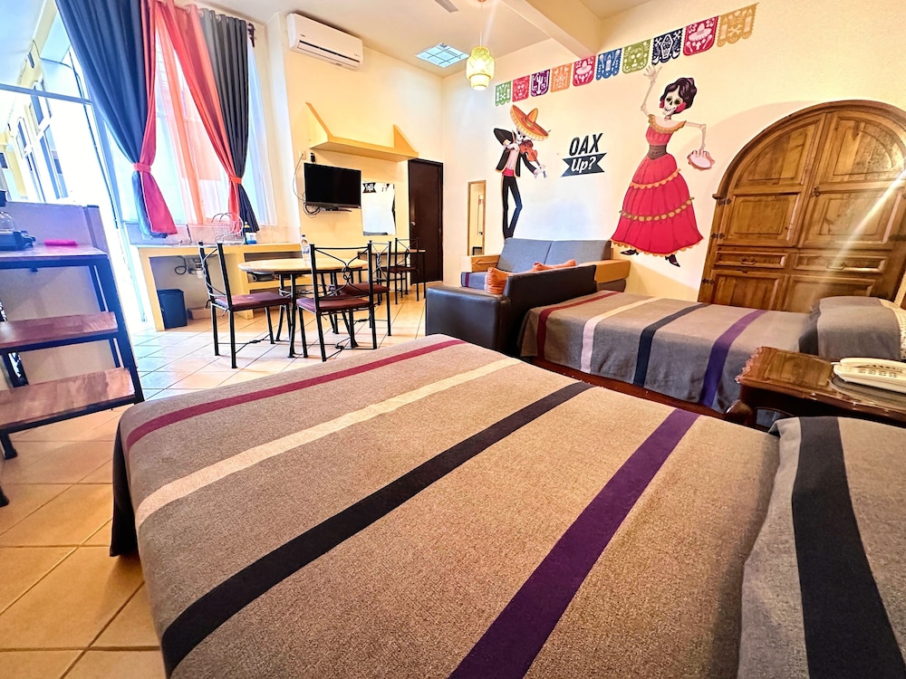 Grand Studio, 1 Bedroom, Non Smoking photo 1