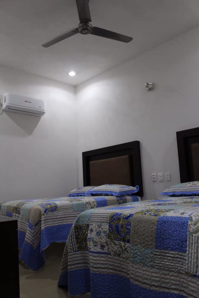 Classic Apartment, 2 Queen Beds, Balcony photo 2