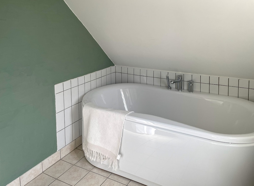 Deluxe Suite photo 2
