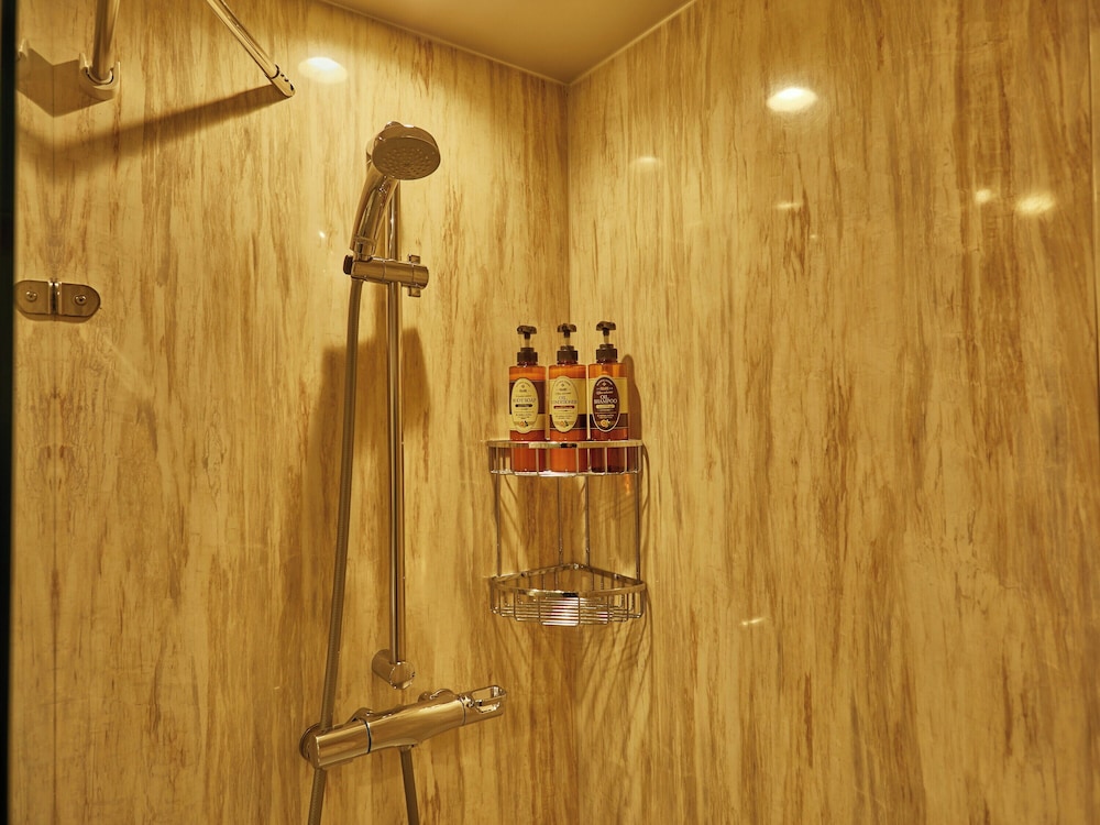 Deluxe Twin Room - Photo 2