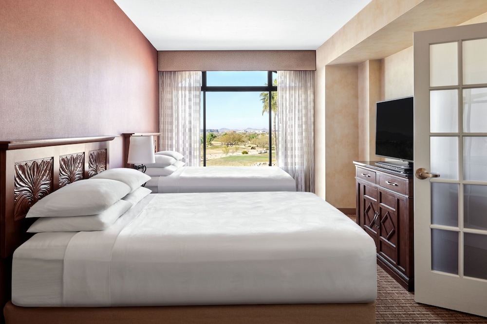 Room, 1 Bedroom, Pool View
