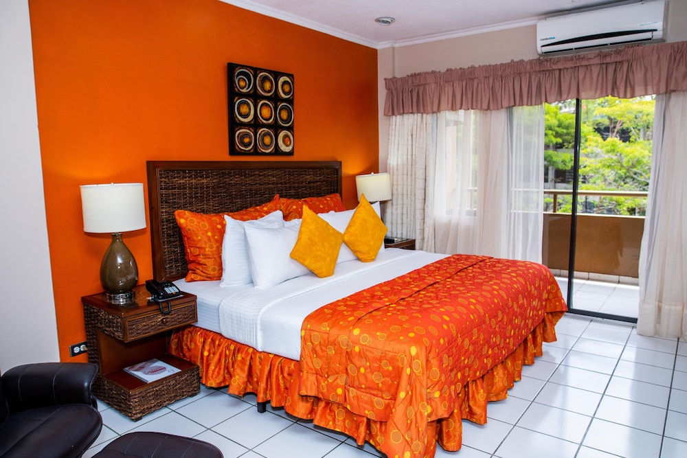 Executive Suite photo 1
