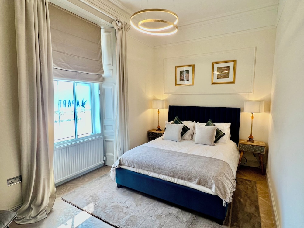 Superior Double Room, Shower Grab Bars, Non Smoking