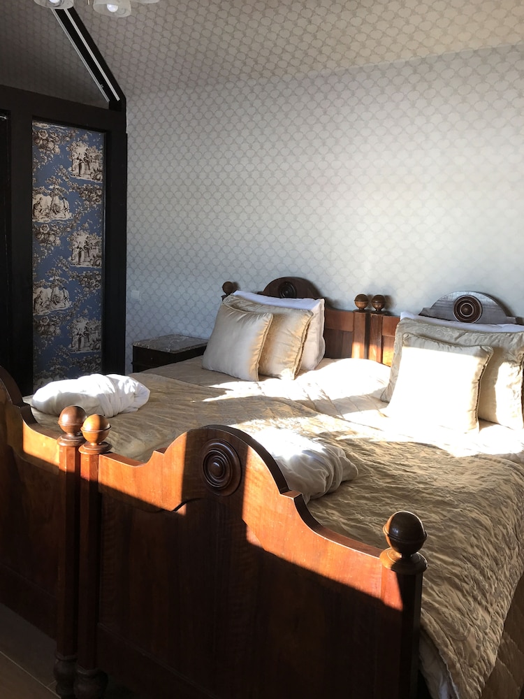 Suite photo 1