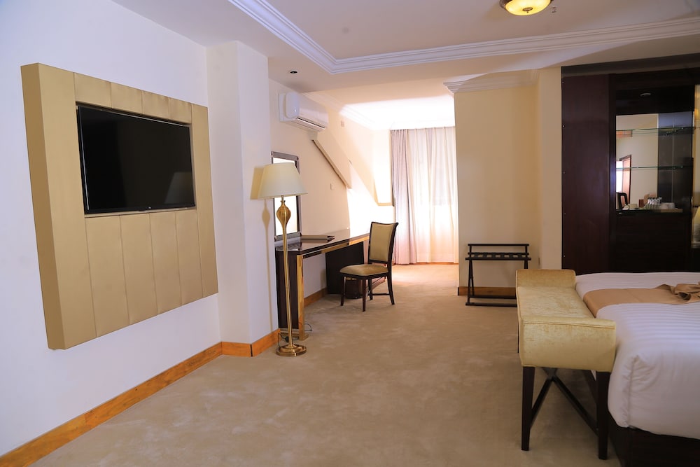 Deluxe Twin Room photo 2