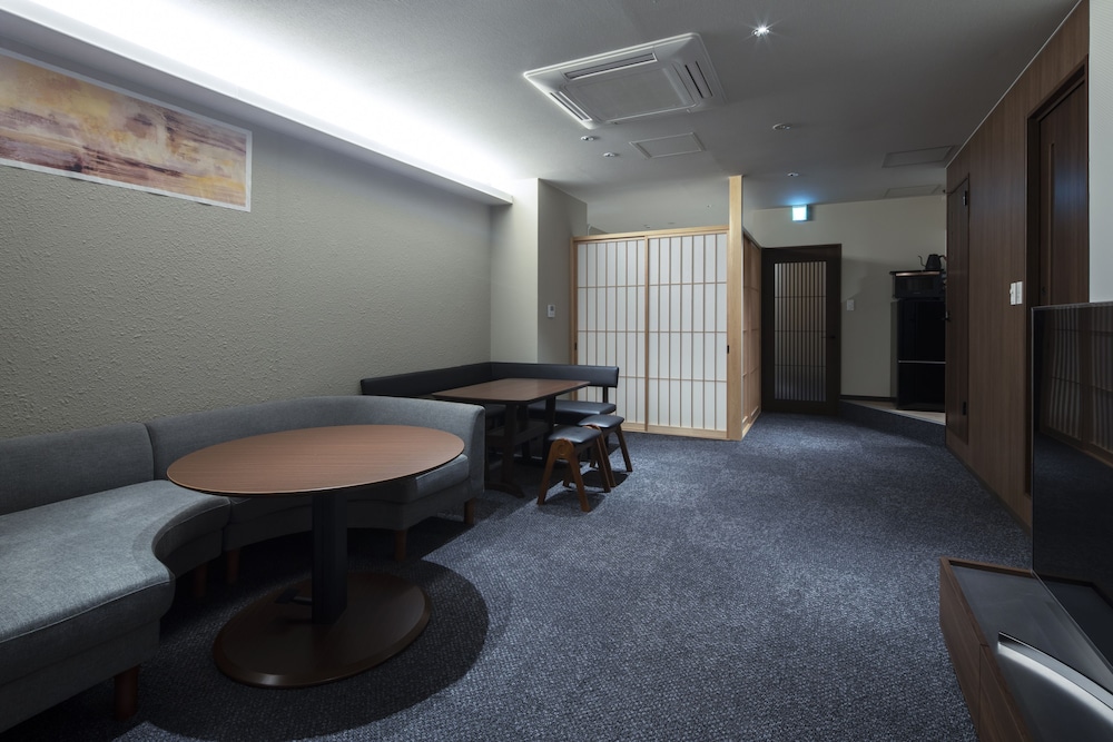 Premium Suite, Multiple Beds, Non Smoking, Hot Tub - Photo 1