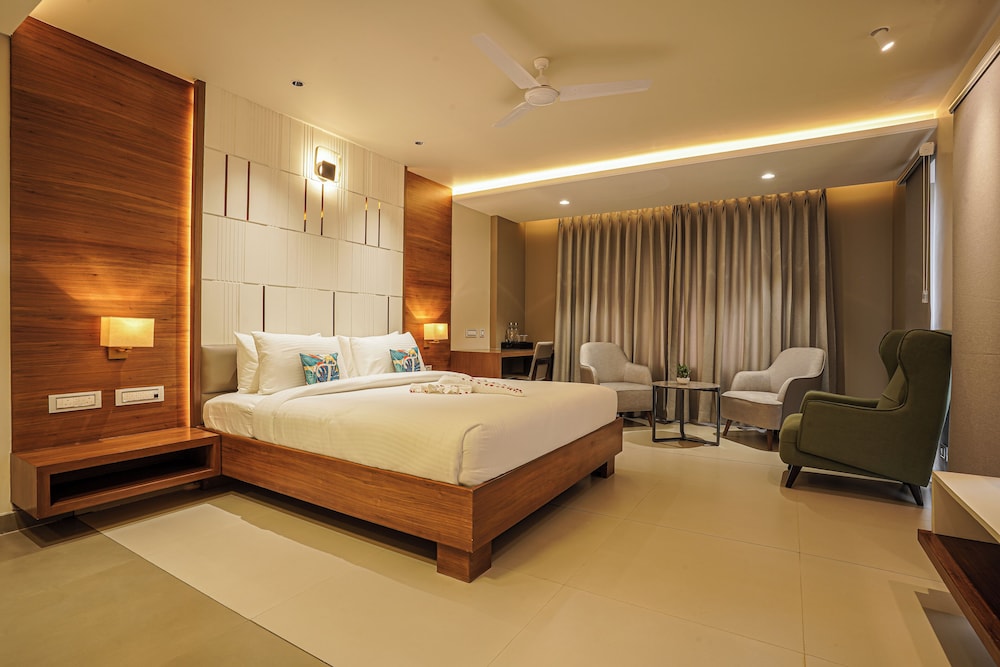 Premium Double Room, City View