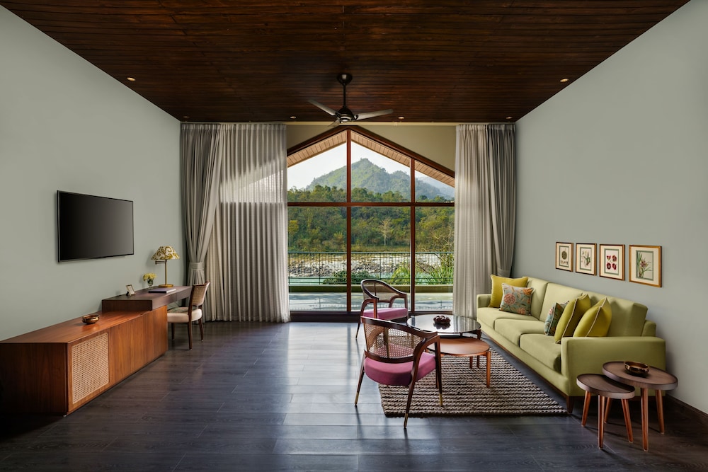 Grand Room, River View photo 1