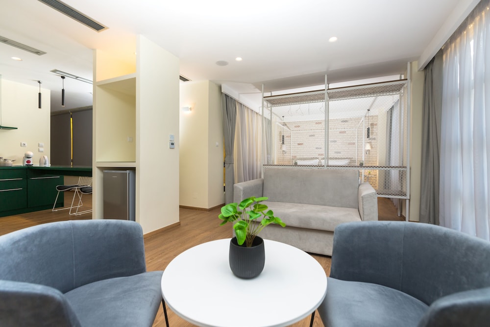 Premium Studio Suite