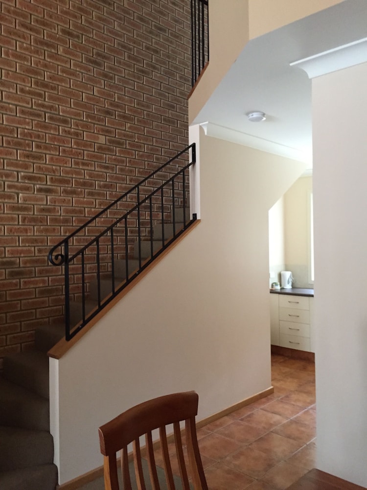 Mezzanine photo 2