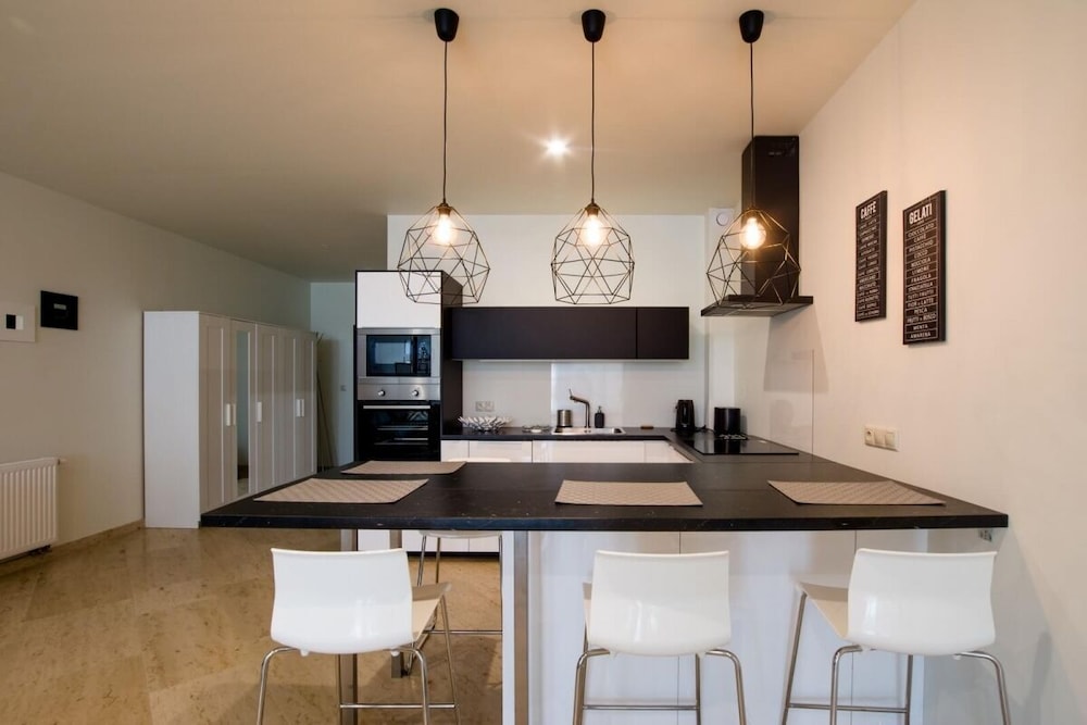 Comfort Apartment, 1 Bedroom, Kitchenette, City View photo 3