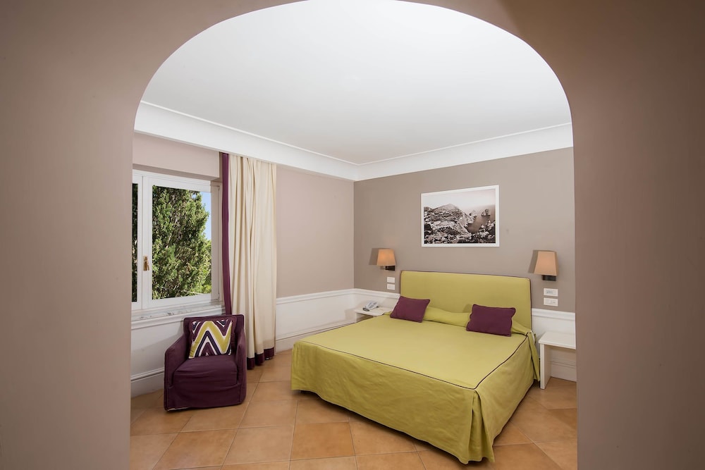 Classic Double or Twin Room