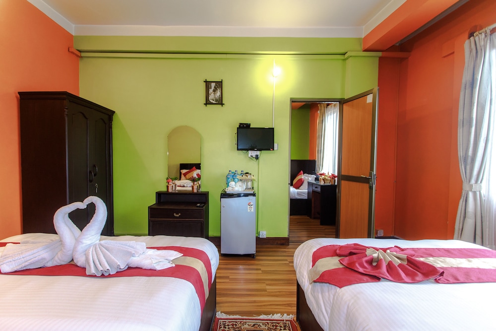 Family Suite, 2 Bedrooms, Refrigerator & Microwave photo 1