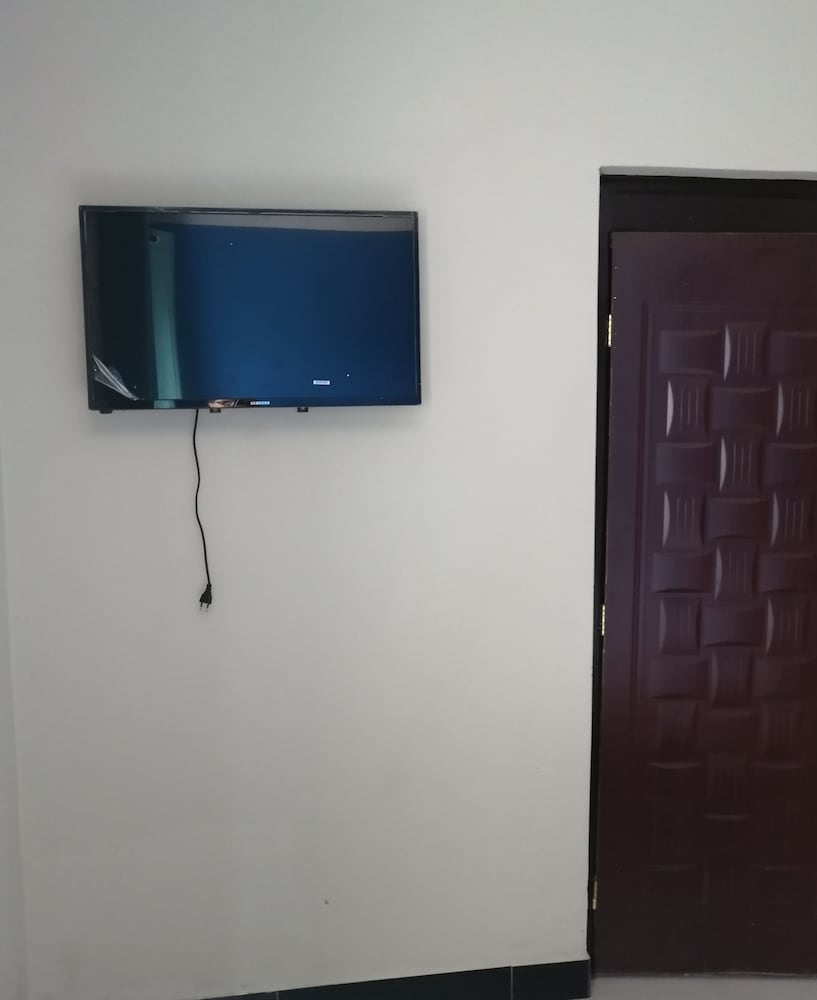 Basic Suite photo 3