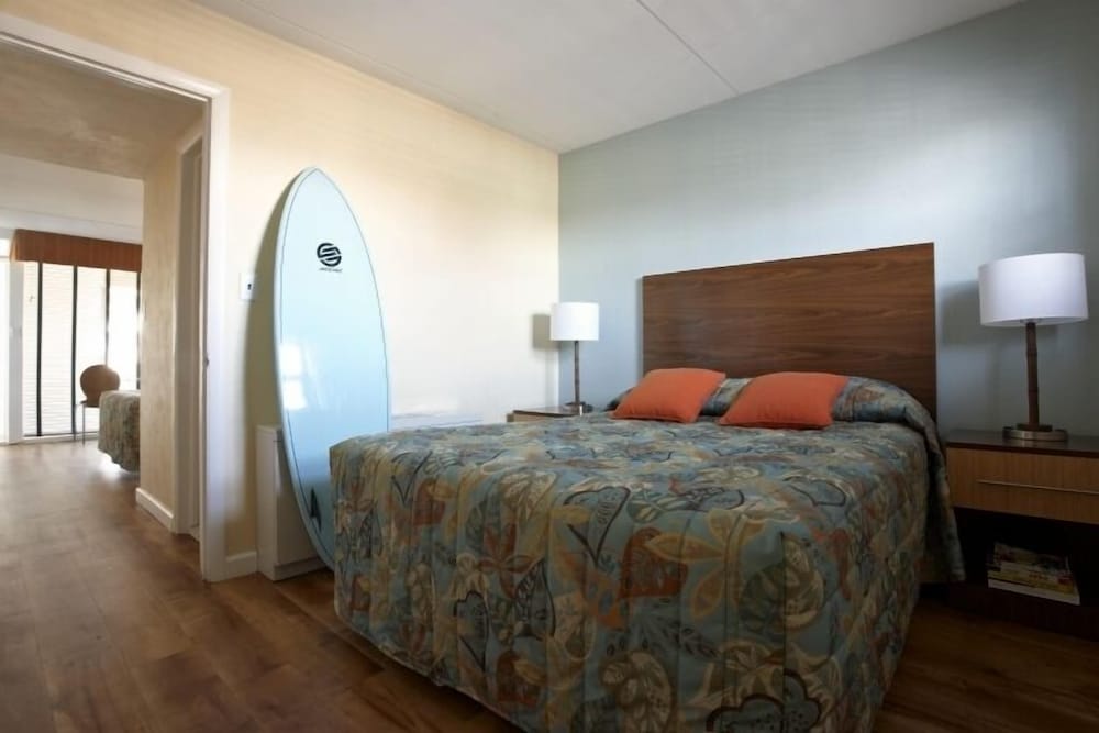 Pool View Suites photo 1