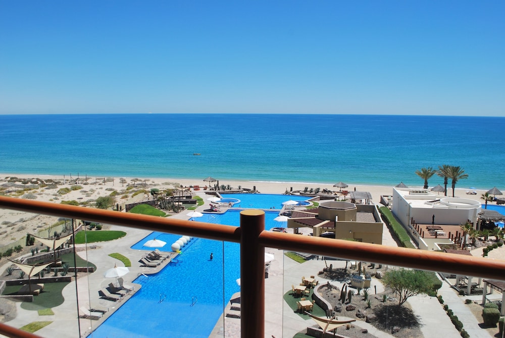 Family Condo, 2 Bedrooms, Ocean View photo 3