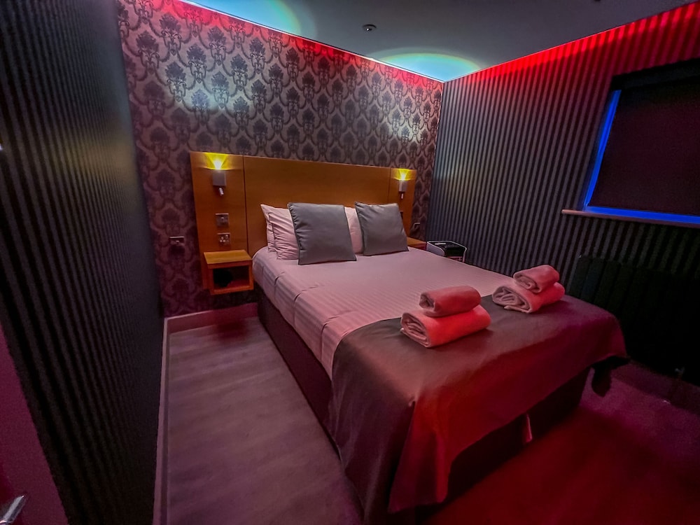 Luxury Double Room, Ensuite photo 3