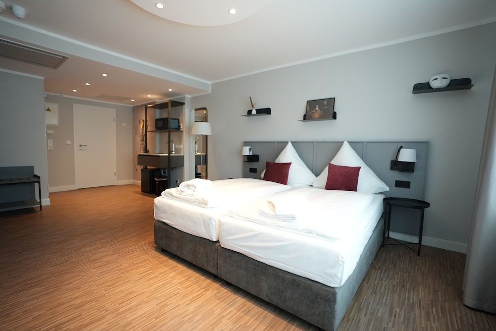 Family Studio, 2 Bedrooms thumbnail 6