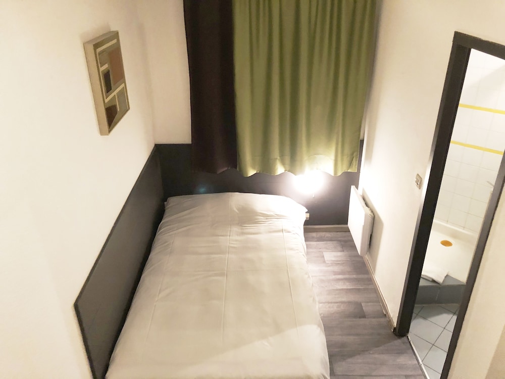 Single Room photo 2