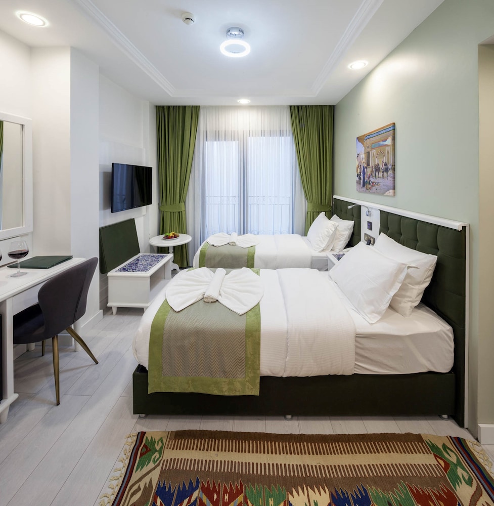 Economy Double or Twin Room photo 2