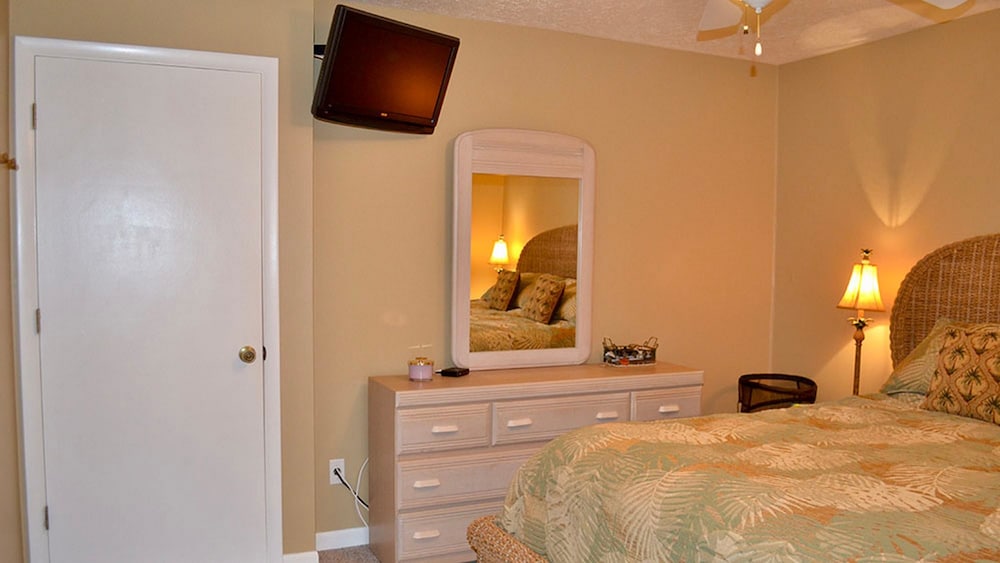 Traditional Condo