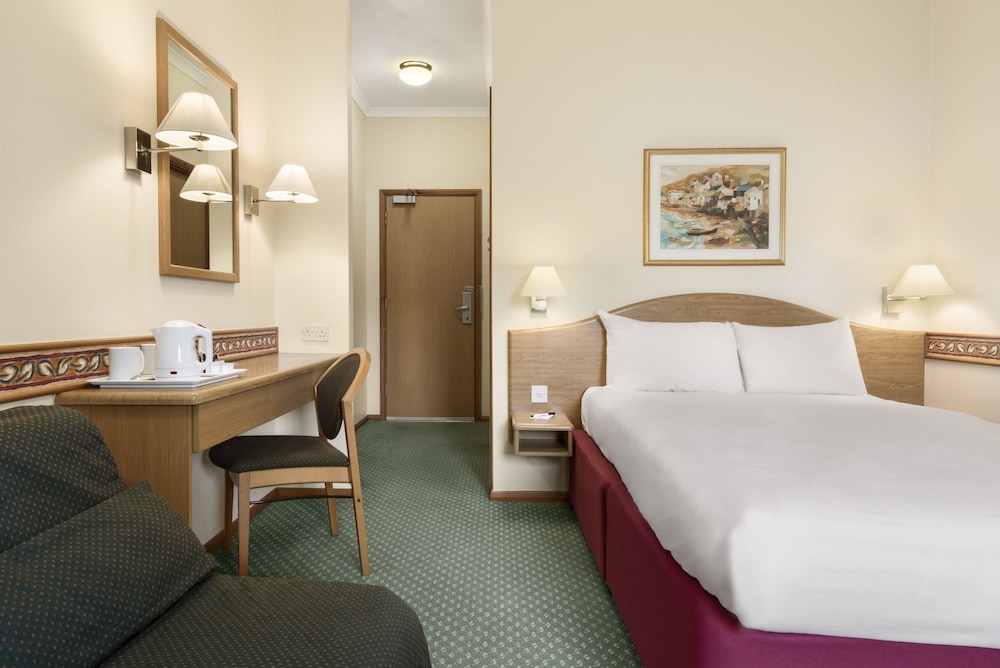 Double Room, Non Smoking - Photo 3