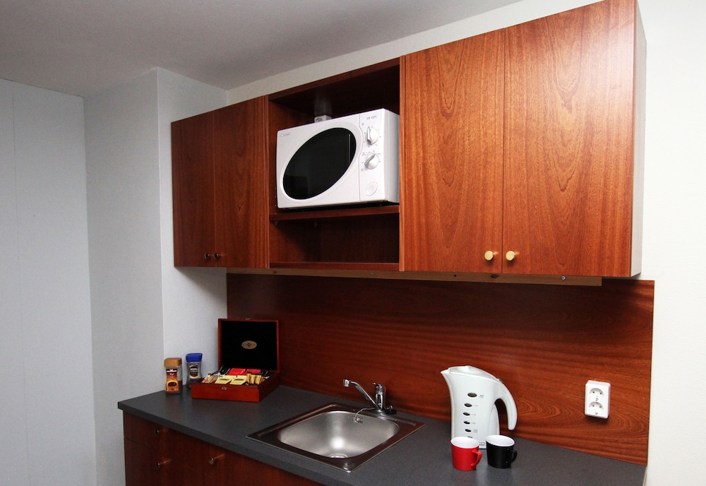 Double or Twin Room, 1 Bedroom, Ensuite photo 2