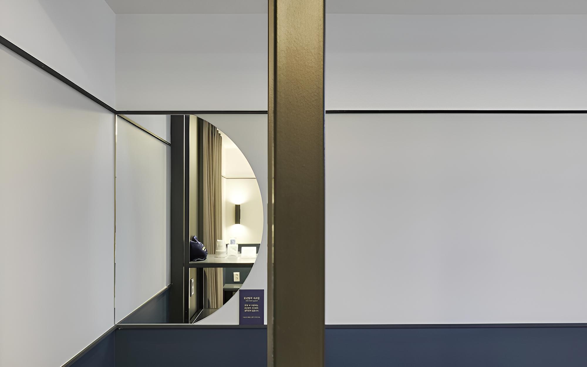 Room (Premium with PC (2 High Performing PC) - Photo 6