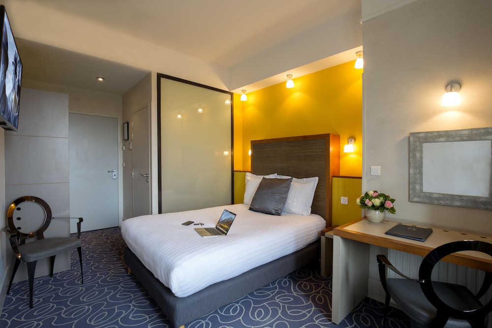 Superior Single Room