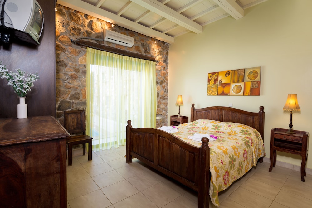 Superior Villa, 2 Bedrooms, Sea View (Artemis) photo 3