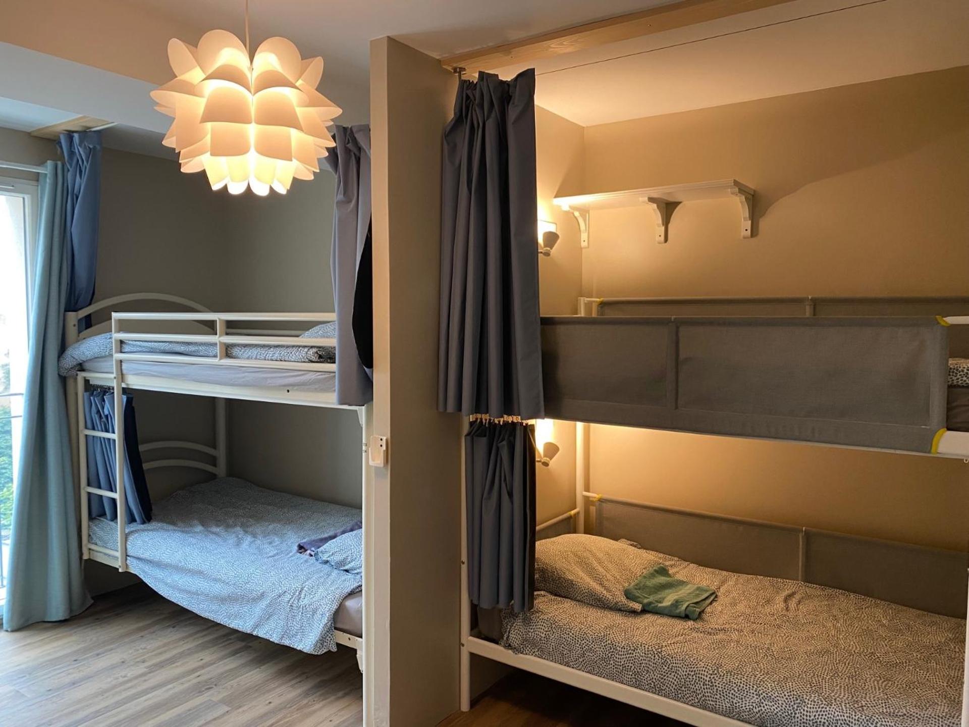 Bed in 4-Bed Female Dormitory Room photo 3