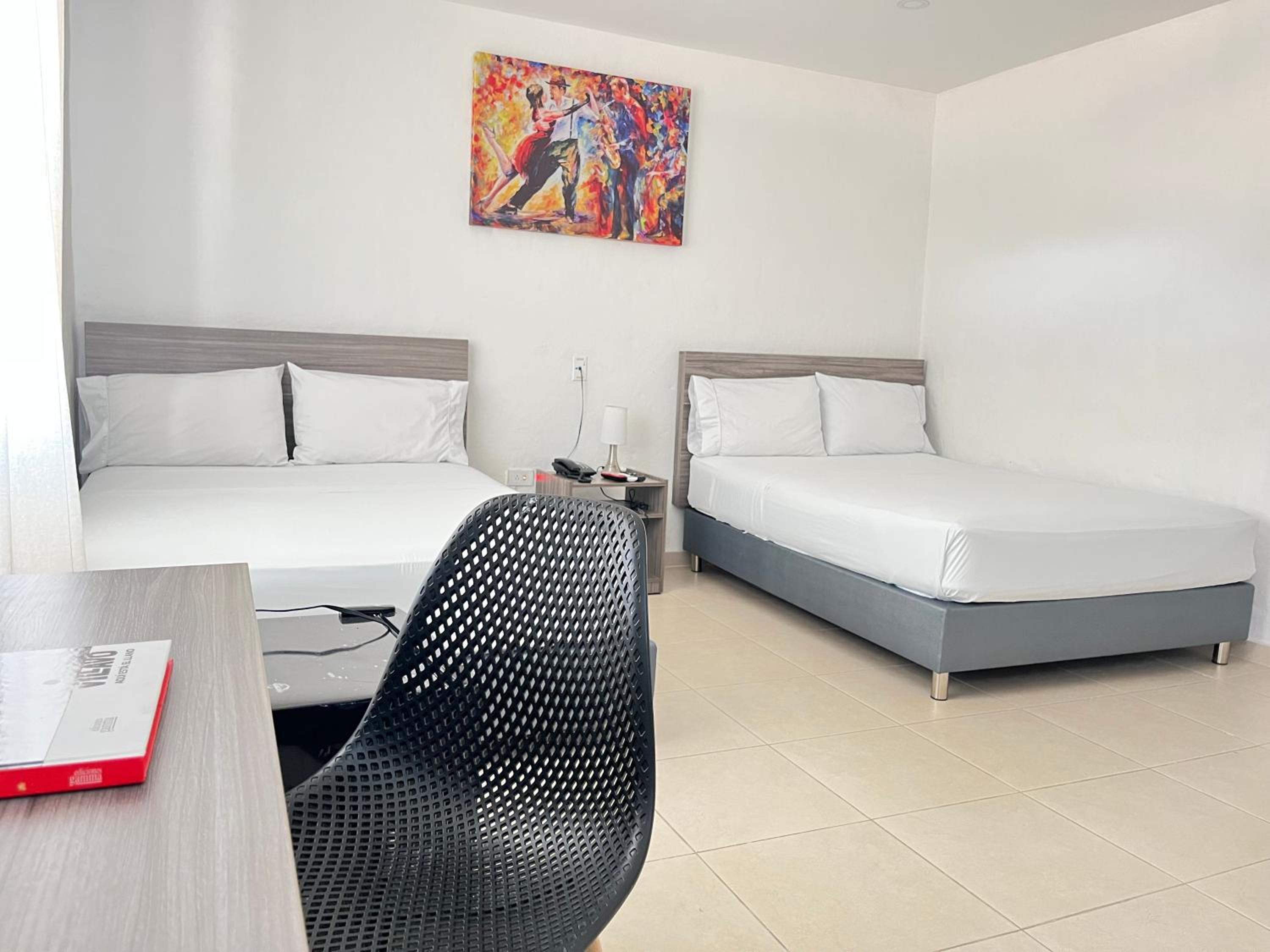 Standard Quadruple Room photo 2
