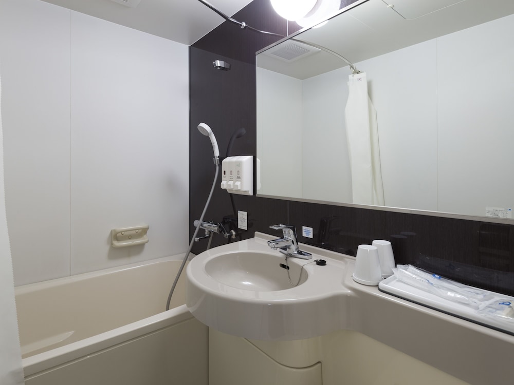 Standard Twin Room, 2 Twin Beds, Non Smoking - Photo 4