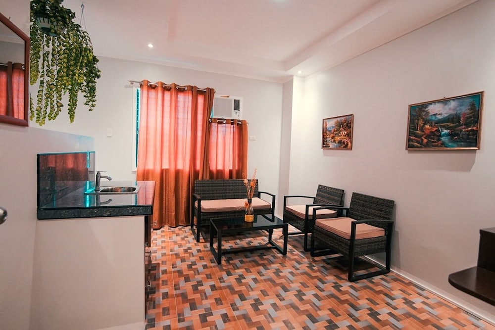 Deluxe Studio Suite photo 1