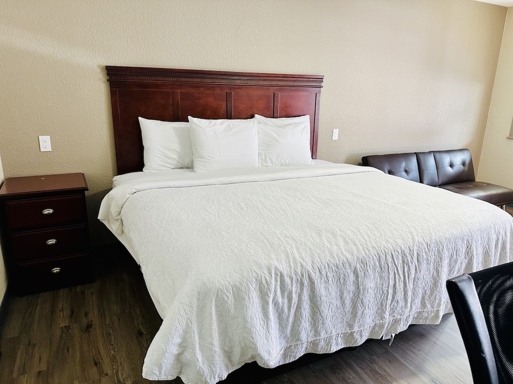 Room, Ensuite (1 King Bed+ Kitchen) photo 2