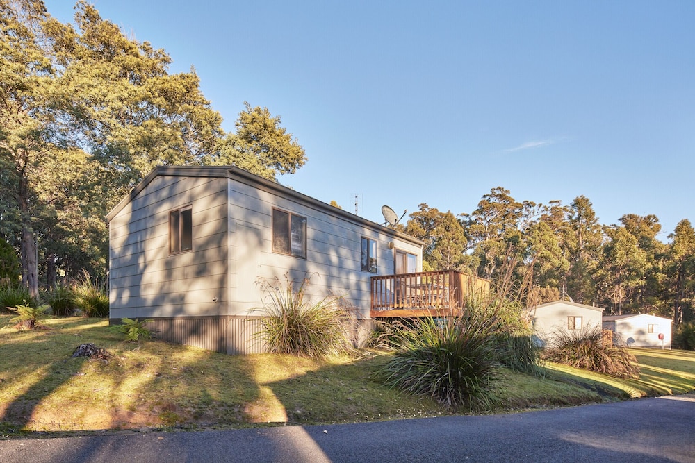 Waterview Cabin photo 2