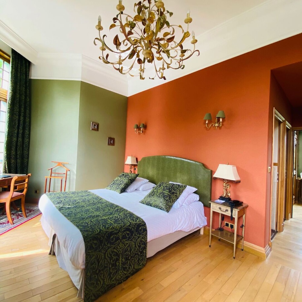 Suite, River View photo 3