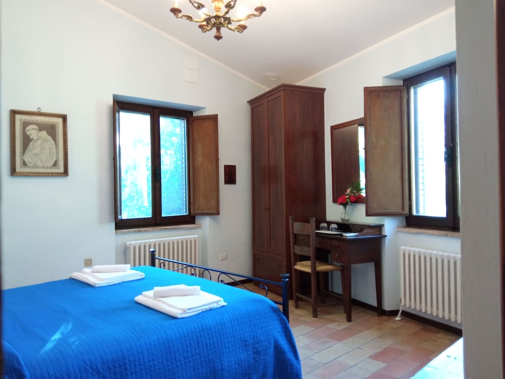 Comfort Room, 2 Bedrooms, Ensuite, Park View photo 1