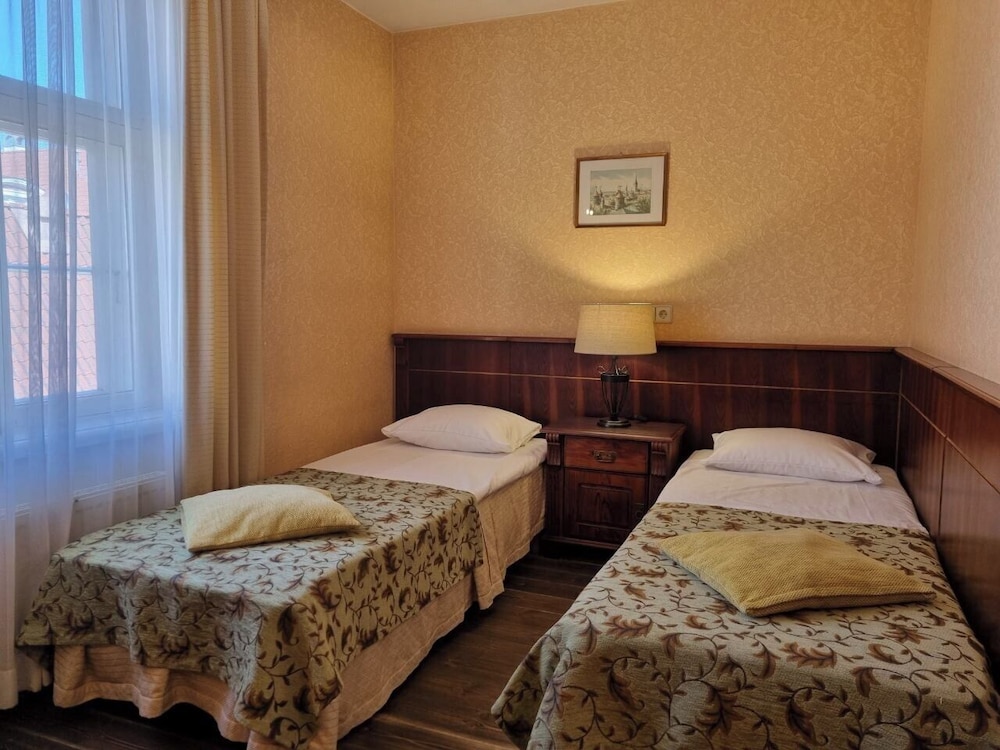 Economy Twin Room