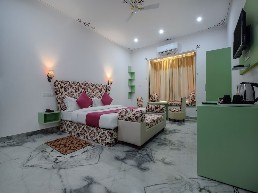 Deluxe Double Or Twin Room, 1 King Bed photo 2