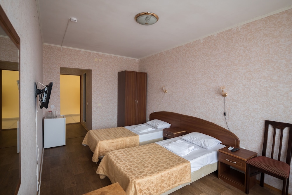 Family Double or Twin Room photo 2