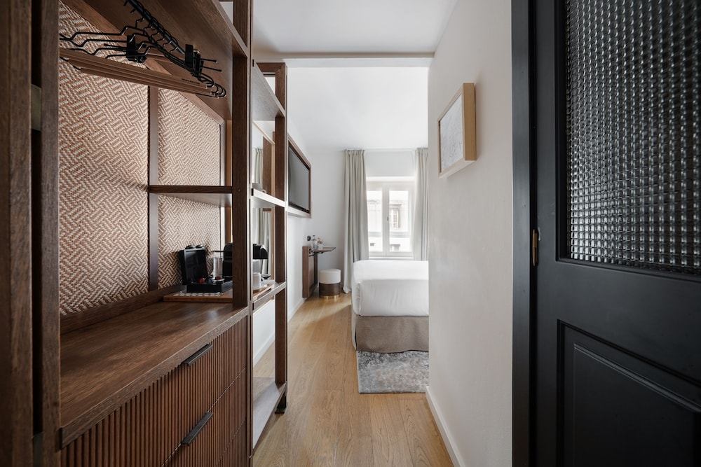 Signature double room