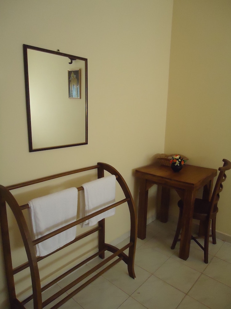 Comfort Double Room, 1 Queen Bed, Non Smoking photo 2