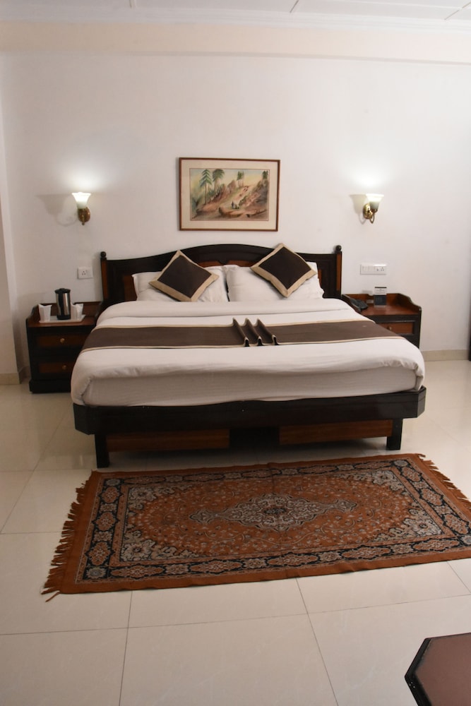 Suite - Photo 7