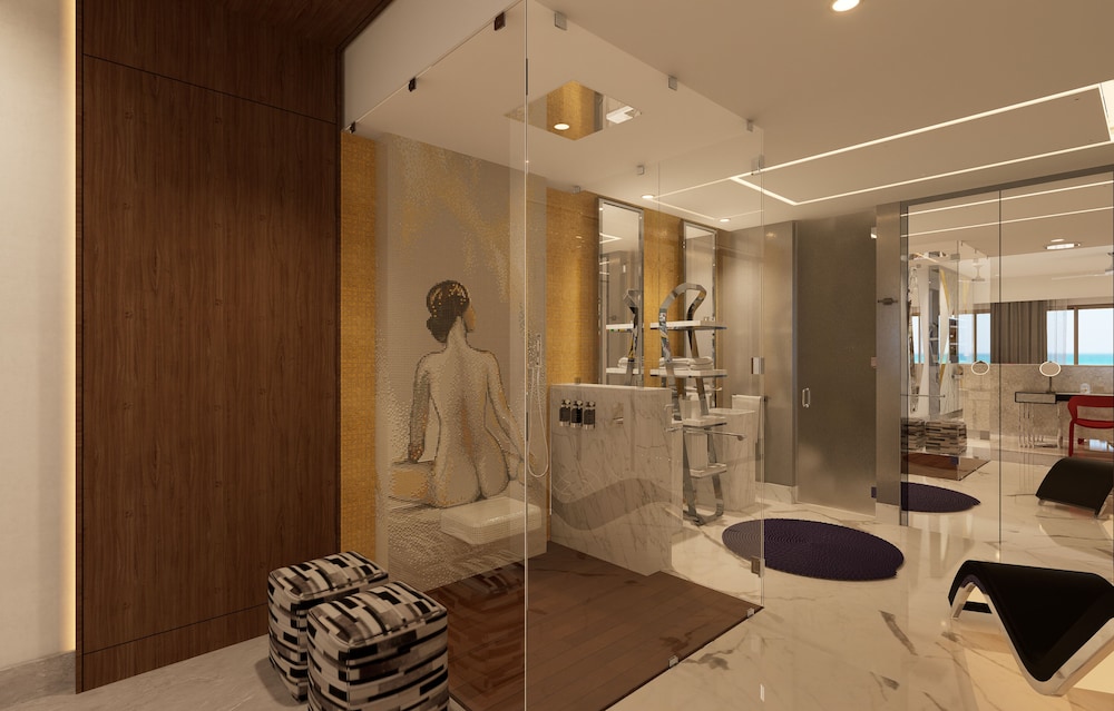 Suite 1 King Bed Ocean Front