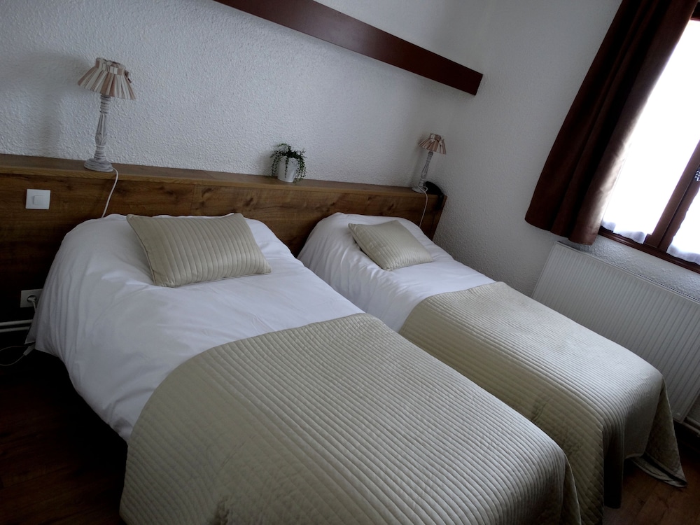 Standard Twin Room photo 1