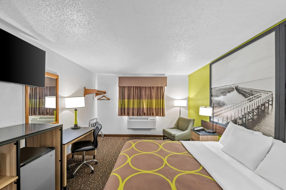 Room, 1 Double Bed, Non Smoking - Photo 1