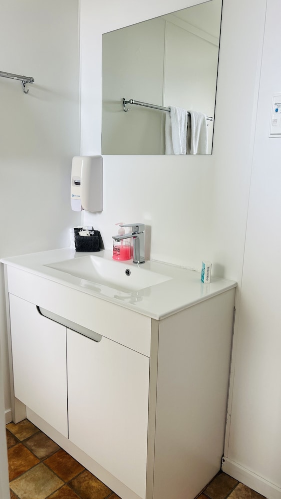 One Bedroom Unit photo 2